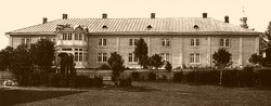 Игуменский корпус с домовой церковью св. равноапостольной Марии Магдалины. Фото 1904 г.